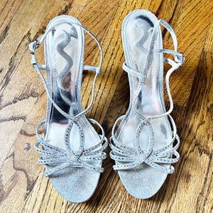 Nina Glitter Rhinestone Strappy Heel Sz 9.5